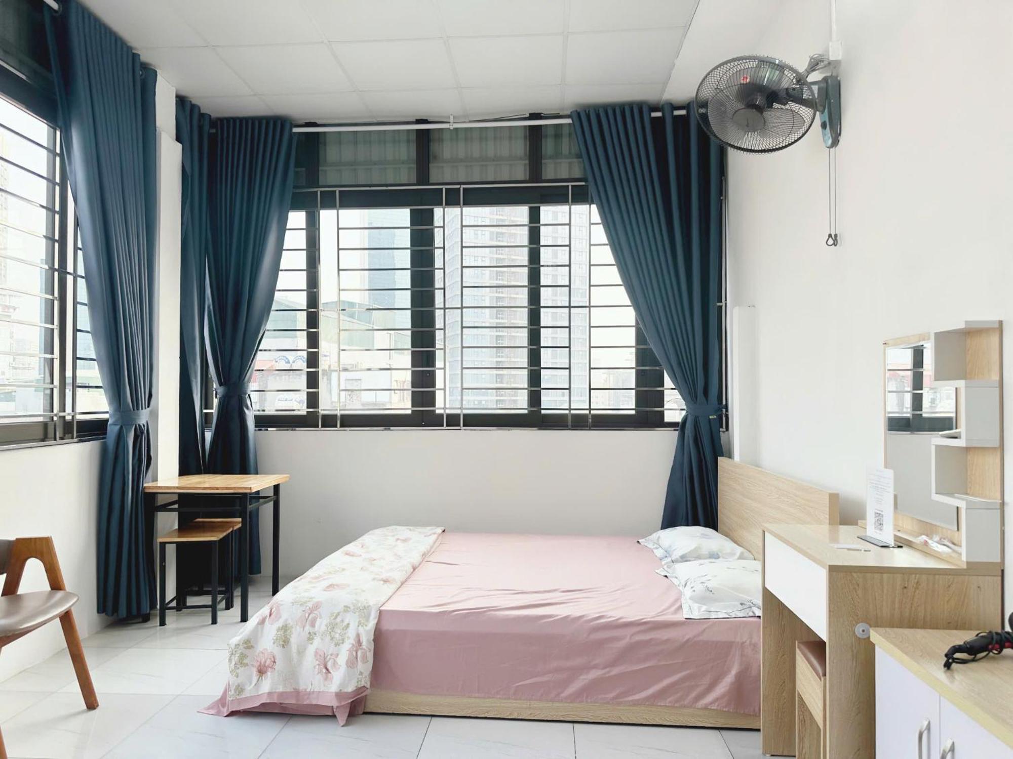 Khách sạn hẻo lánh Sunny 702 Tm27